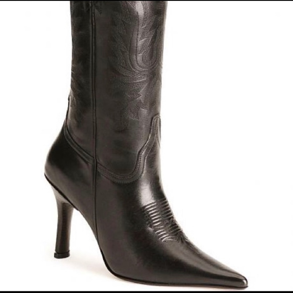 Charlie 1 Horse Black Boot